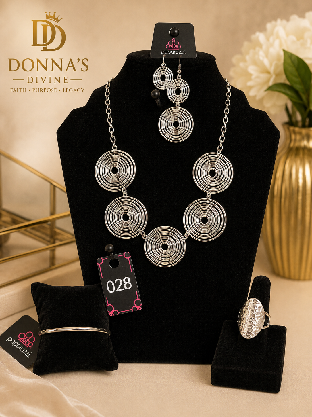Divine Circles Silver Statement Jewelry Set